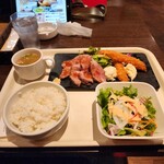 Itarian Kicchin Sa - 自家製ローストビーフ＆海老フライランチ