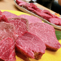 黒毛和牛焼肉 肉處 きっしゃん 西中島総本店 - 