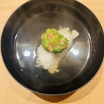 鮨 一二郎 - 鱧の吸い物   オクラ梅肉