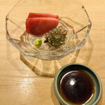 鮨 一二郎 - インドマグロ中トロ    飛び魚のなめろう