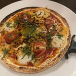 大衆(伊)酒屋 ニューブドウヤ - おつまみピザのマルゲリータ