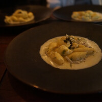 ワインとくつろぐ ツキアカリ - 