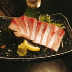 弥助 - ブリ刺身