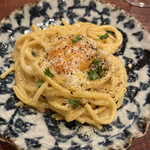 うにと牡蠣と日本酒と 遊成 - 