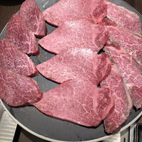 東京食肉市場直送 肉焼屋 D-29 広尾店 - 