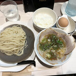 Goden - ザルチャーシューつけ麺、たまごかけご飯