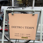 Dietro i tempi - 時代に遅れて？（直訳）