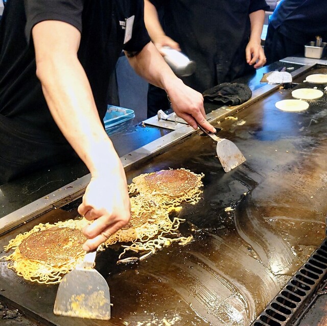 てっぱん屋台 ダイバーシティ東京プラザ店 - 台場/お好み焼き | 食べログ