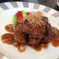 桃花春(神戸メリケンパークオリエンタルホテル) - 牛肉とお野菜の炒め