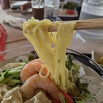 Toumei Kantorikurabu Resutoran - 麺リフトアップ