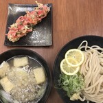 つけ汁うどんつる屋 - 特製塩つけ汁うどん&紅生姜ちくわ磯辺天