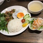 Asian Food Fuuten - ガパオライス
