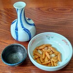 そば処 やべ - 酒450円&柿の種