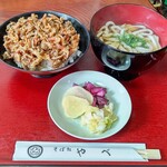 そば処 やべ - かき揚げ丼(温かいうどん)1400円