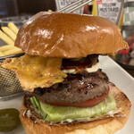 シェイクツリー バーガー＆バー - 