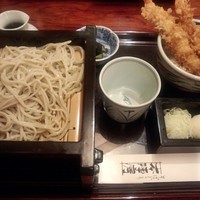 日本橋　本陣房 - 天丼とせいろ
                  