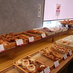 ベーカリーパンビ - 