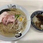 Menya Nibosuke - 昆布水冷やかけ蕎麦（大盛）＋冷製昆布水茶漬け