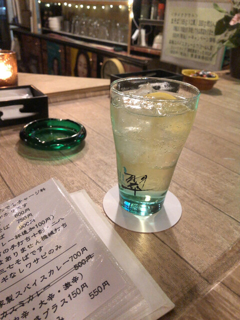 ホワイト・ビートルズ - 松風町（バー）の写真