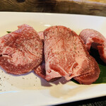 熱血ヤキニク酒場 クラウン - 