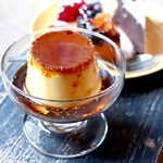 ラフ&タフ コーヒースタンド - カスタードプリン