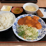 中華料理 シンゲン - エビチリランチ？　７８０円