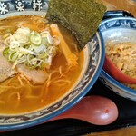 自家製麺 手もみラーメン 来楽軒 - 