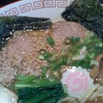 らーめん天神下 大喜 - 肉に混ぜられた生姜が効いています/2013