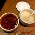 ホルモン焼肉 うまうま - コチュジャン、ニンニク