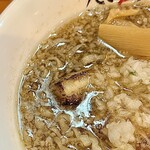 麺屋 だいくう - だいくう中華そば650円　左