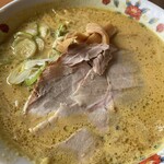 蕎麦ONJIKI - 料理写真:みそカレーらーめん（牛乳・八丁味噌入り）