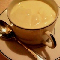 ワキヤ 一笑美茶樓 - 杏仁豆腐