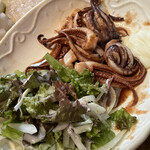 下北沢 みるく - イカゲソバター。これは良心的価格。