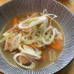 下北沢 みるく - 鶏と大根の塩煮込み　780円