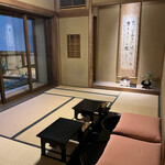 京都三条 箔 - 掘り炬燵になってるような造り