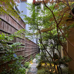 京都三条 箔 - 紫陽花がお出迎え