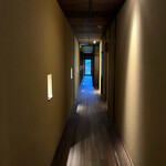 京都三条 箔 - 長い廊下