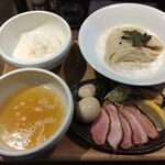 鴨出汁中華蕎麦 麺屋yoshiki - 