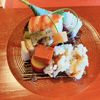 津田楼 -  津田楼 -