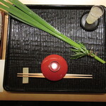 橦木町 しみず - 膳、利休箸、盃、菖蒲刀、じゃばらトニック