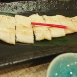 MARUWA - 穴子白焼き.jpg