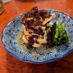 Nihon Shuya - 天草大王の胸肉冷菜、にほん酒やの納豆オイル