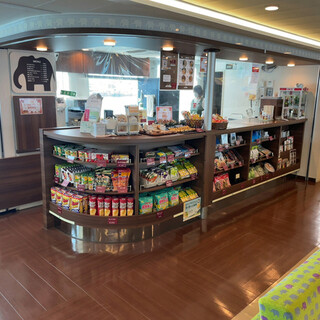 国際フェリー 船内売店_2