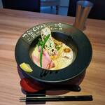 カニ蟹 crab noodle 三宮 - ♪︎白蟹 noodle 蟹味噌バター仕立て♪︎