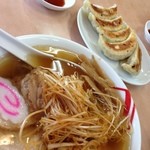 佐野ラーメン いってつ - ネギチャーシューめん