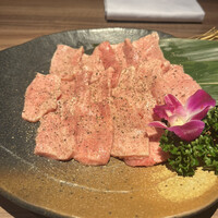 焼肉ダイニング MEGUMI 本店 - 