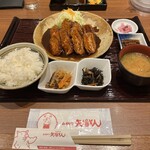 名古屋名物 みそかつ 矢場とん - 