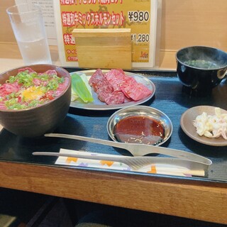 Yakiniku Sutorongu - 