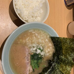 家系ラーメン 貫徹家 - 