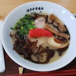 博多中華蕎麦 ろびん - 黒マー油豚骨ろびんSP　950円
